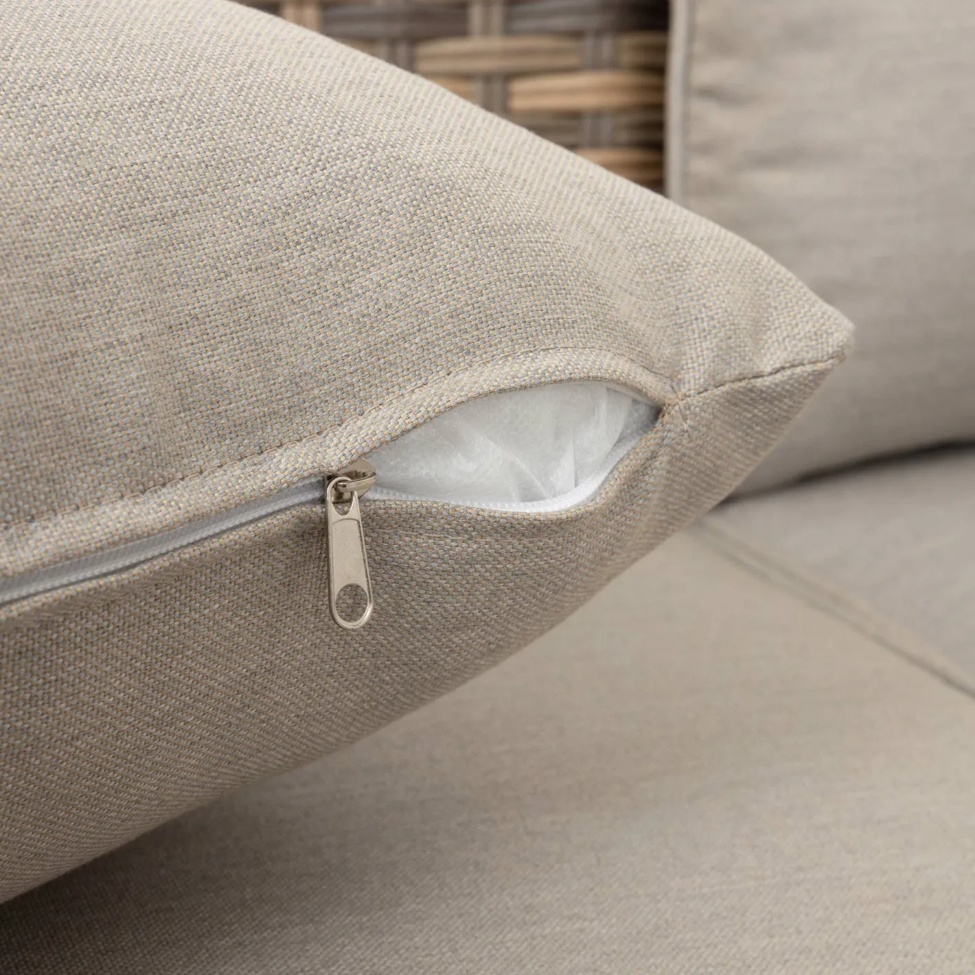 Set de jardín de 4 piezas de ratán sintético Lanai^Casa Viva Clearance